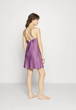 Anna Field Chemise De Nuit / Nuisette - Pink 11 Anna Field Chemise De Nuit / Nuisette - Pink -Anna Field Magasin 1e93806bc0b444f596181267375f1038