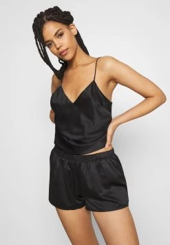 Anna Field Simple Satin Short Set - Pyjama - Black -Anna Field Magasin bf9abd9ea6a24dcb9383c9f8cd7f5605