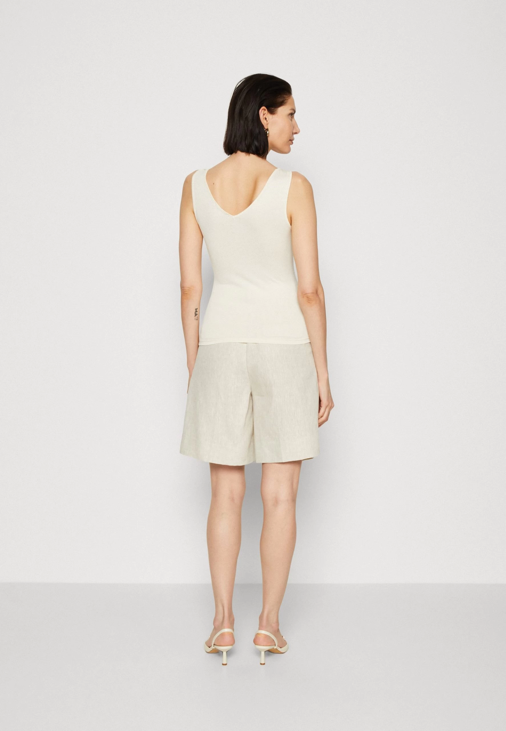 Anna Field Débardeur - Off-White 5 Anna Field Débardeur - Off-White – Image 3