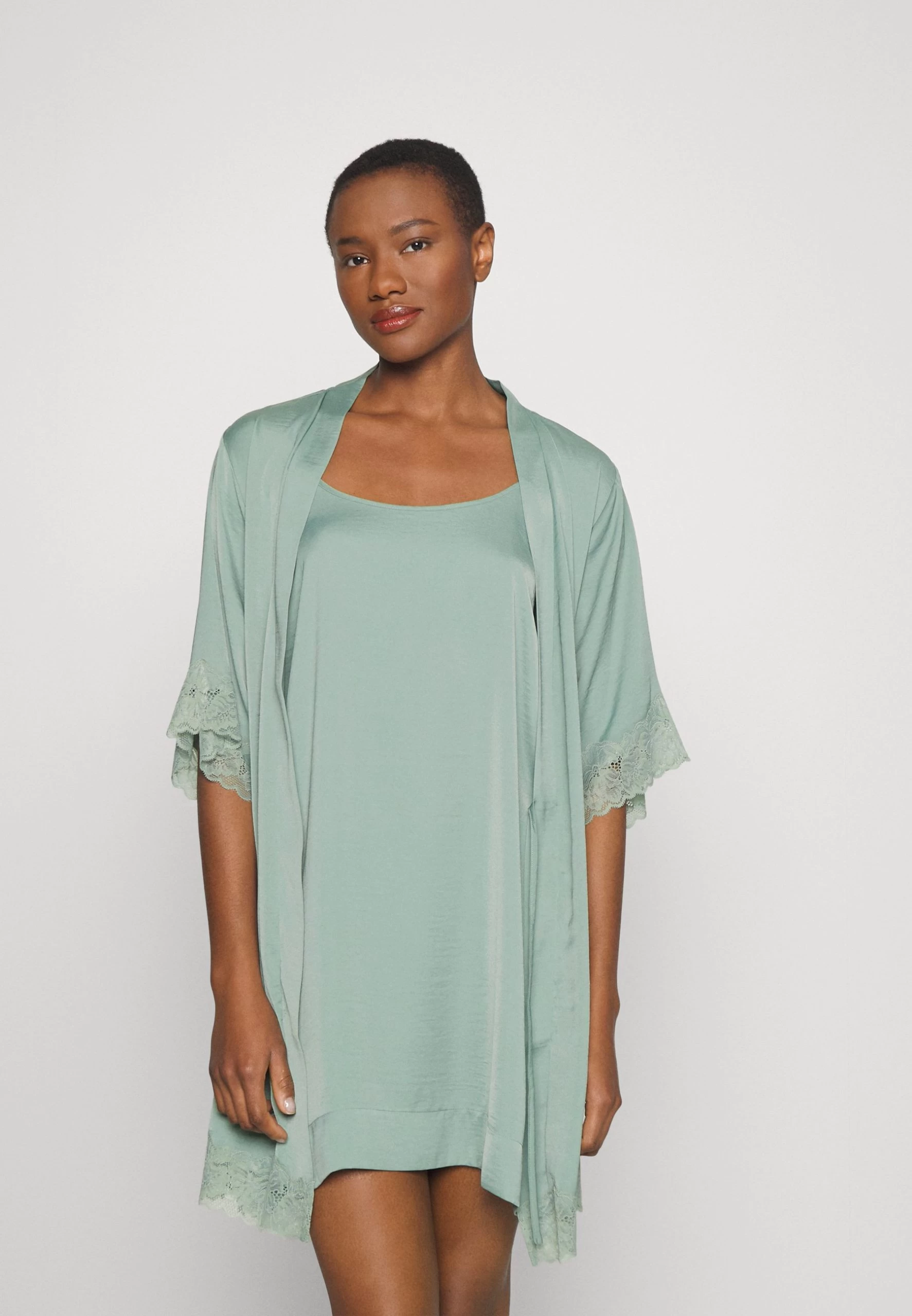 Anna Field Chemise De Nuit / Nuisette - Green 4 Anna Field Chemise De Nuit / Nuisette - Green – Image 2