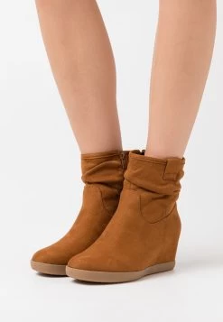 Anna Field Winter Boot - Bottines Compensées - Cognac